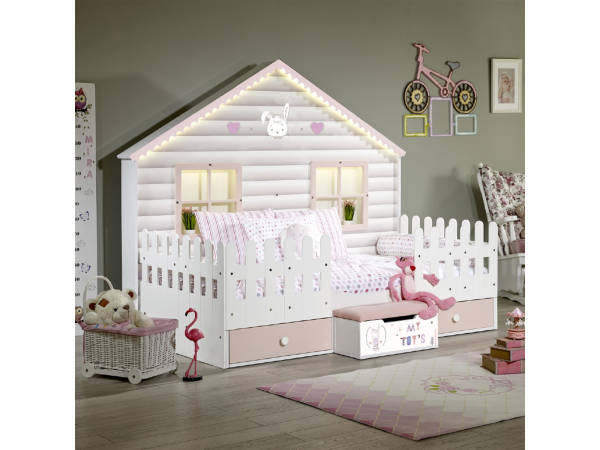 Montessori House Pink